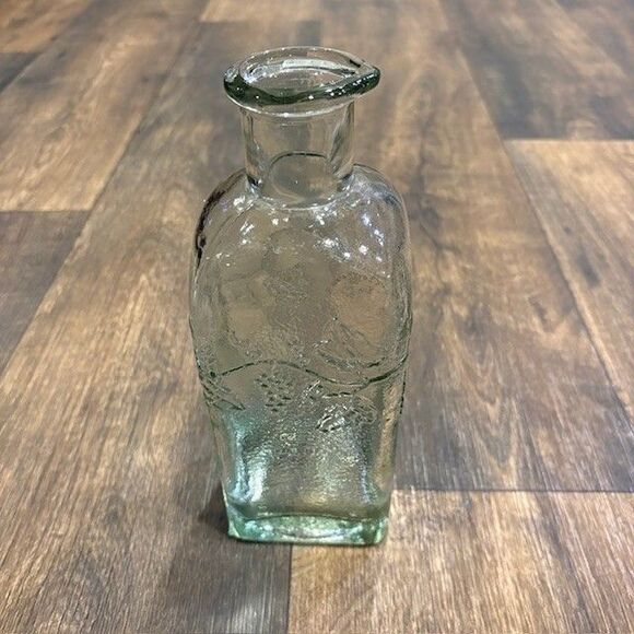 Vintage Green Glass Cruet Bottle Embossed Grapes Vine Olive Oil Vinegar Decanter - Picture 3 of 9